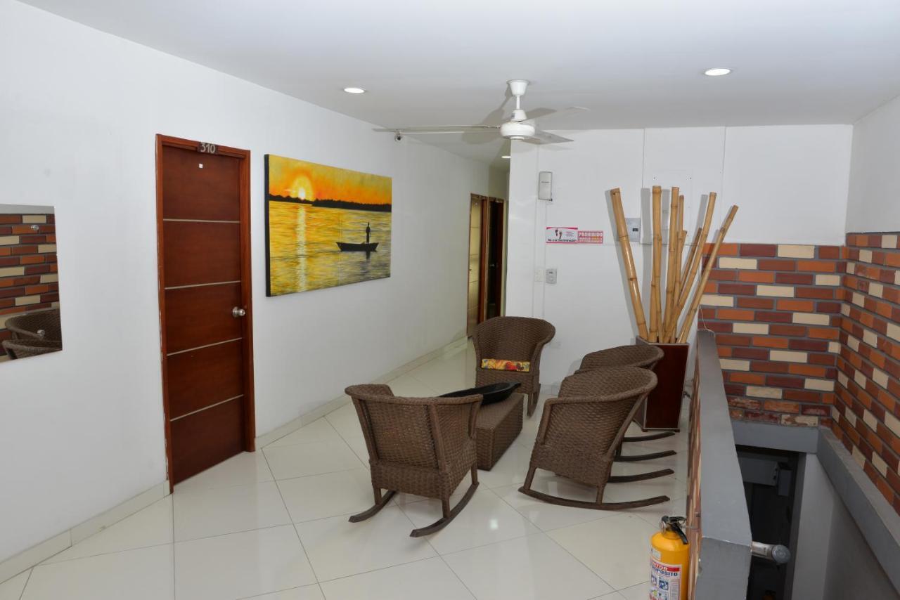 Hotel Canoa Inn Caucasia 외부 사진